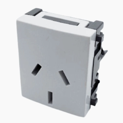 MODULO TOMACORRIENTE 20A CIOCCA