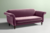 Sillón de dos cuerpos de color violeta con brazos curvados y patas de madera oscura.