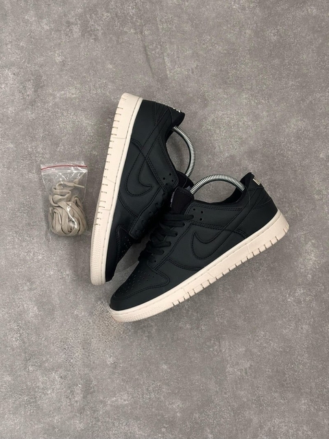 Dunk Low - "Couro" PRETO - comprar online