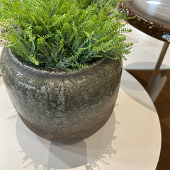 Vaso Joshua G em cerâmica vietnamita - Glaucia Mosaner Interiores