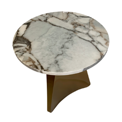 Mesa lateral redonda Agnes dourada - comprar online