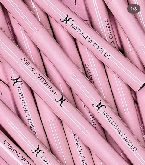 Delineador Nathalia Capelo