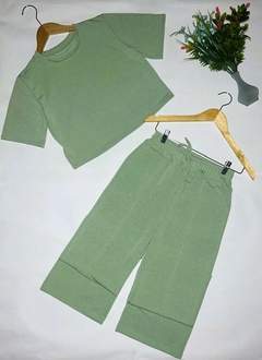 Conjunto Dália (Moletinho) na internet