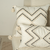 Capa de Almofada Bordada Essência Zig Zag - Tassel 45x45 - Tramamund