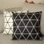 Capa de Almofada Elementos Geométrico Preto - 45x45 - Tramamund