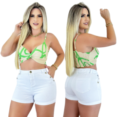 Imagem do Short Jeans Feminino com Detalhes Laterais Branco e Preto