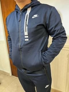 Conjunto deportivo nike PRO - VENaquiargentina