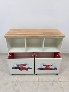 Juguetero con Tablón de madera de Eucalipto en internet