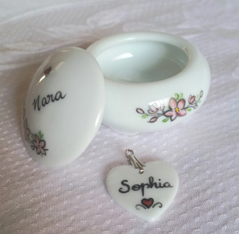 Porta joias e pingente de coração (mamãe e bebê) - comprar online