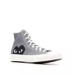 Converse x Comme Des Garçons Play Grey en internet