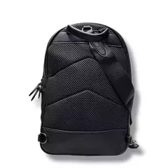 Bolso Crossbody Coach en Piel Texturizada Negro en internet