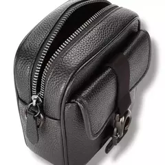 Bolso Crossbody Coach Negro con Granulado - G45 outfit