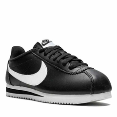 Nike Cortez Negro en internet