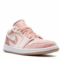 Air Jordan 1 Low Pink Velvet en internet