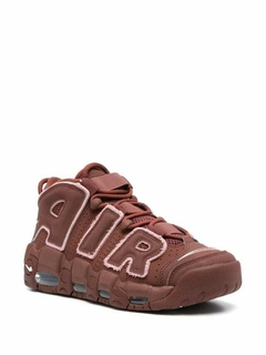 Air More Uptempo Valentine's Day en internet