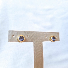 Conjunto Solitário de Zircônia Lilás na internet
