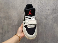 TÊNIS NIKE AIR JORDAN JUMPMAN CUT THE CHECK X TRAVIS SCOTT "PRETO BRANCO" (PRAZO DE ATÉ 20 DIAS PARA ENTREGA) - FRETE GRÁTIS BR na internet