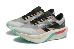 TÊNIS NEW BALANCE FUELCELL REBEL V4 "CINZA LARANJA AZUL" (PRAZO DE ATÉ 20 DIAS PARA ENTREGA) - FRETE GRÁTIS BR na internet