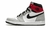 TÊNIS NIKE AIR JORDAN 1 HIGH "CINZA PRETO VERMELHO" (PRAZO DE ATÉ 20 DIAS PARA ENTREGA) - FRETE GRÁTIS BR - comprar online