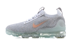 TÊNIS NIKE VAPORMAX 2021 "CINZA LARANJA" (PRAZO DE ATÉ 20 DIAS PARA ENTREGA) - FRETE GRÁTIS BR - comprar online