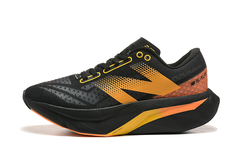 TÊNIS NEW BALANCE FUELCELL REBEL V4 "PRETO LARANJA" (PRAZO DE ATÉ 20 DIAS PARA ENTREGA) - FRETE GRÁTIS BR - comprar online