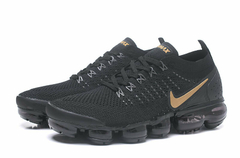 Imagem do TÊNIS NIKE VAPORMAX 2 "PRETO DOURADO" (PRAZO DE ATÉ 20 DIAS PARA ENTREGA) - FRETE GRÁTIS BR