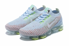 TÊNIS NIKE VAPORMAX 3 "AZUL BEBÊ VERMELHO" (PRAZO DE ATÉ 20 DIAS PARA ENTREGA) - FRETE GRÁTIS BR - comprar online