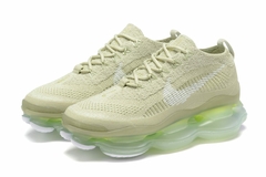 TÊNIS NIKE AIR MAX SCORPION "BEGE" (PRAZO DE ATÉ 20 DIAS PARA ENTREGA) - FRETE GRÁTIS BR na internet