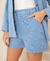 Camisa Denim + Shorts Denim Cintura Alta na internet