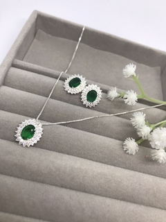 Conjunto Pedra verde Oval Borda Cravejada na internet