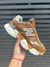 Tênis 9060 New Balance Caramelo