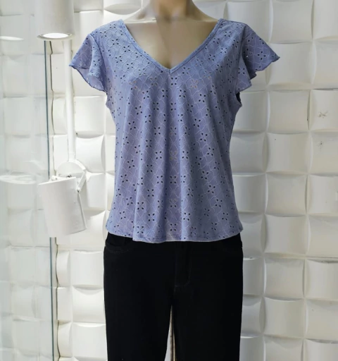 Blusa Brodery Manga Volado