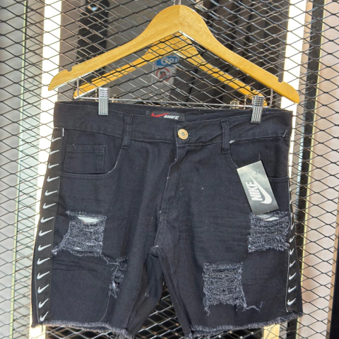 Bermuda Nike Preta - comprar online