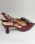 Scarpin Slingback Pedras na internet