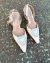 Slingback Cake na internet