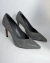 Scarpin Aveludado Cinza Rocca - comprar online
