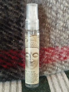 Rocío aurico "Buda - Flor de loto"