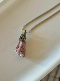 Dije Turmalina Rosa con Pirita - comprar online