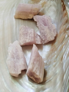 Cristal natural "Kunzita"