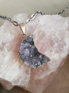 Dije Luna Ágata cristalizada