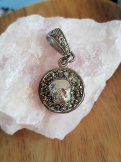 Dije cazuela de Pirita
