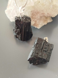 Dije Turmalina Negra en bruto
