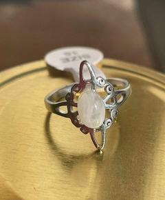 Anillo nudo de bruja "Adularia"