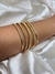 Bracelete dourado de tiras - comprar online