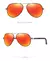 Óculos de sol de metal com lentes polarizadas na internet