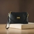 Bolsa "TopGrife Clutch Preta" em Couro Legítimo. Produto Nacional