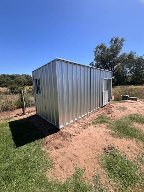 Depósito PREMIUM 5,21 x 2,13 x 2,25 a 2,10 m
