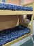Cama superpuesta con carro en internet