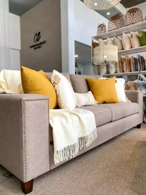 Sillon Malasia PERSONALIZADO con tachas / vivos / tiraje / martillo - comprar online