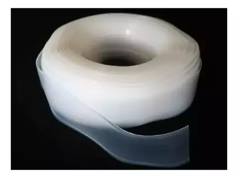 Cinta Plastica para cortina de tela.
